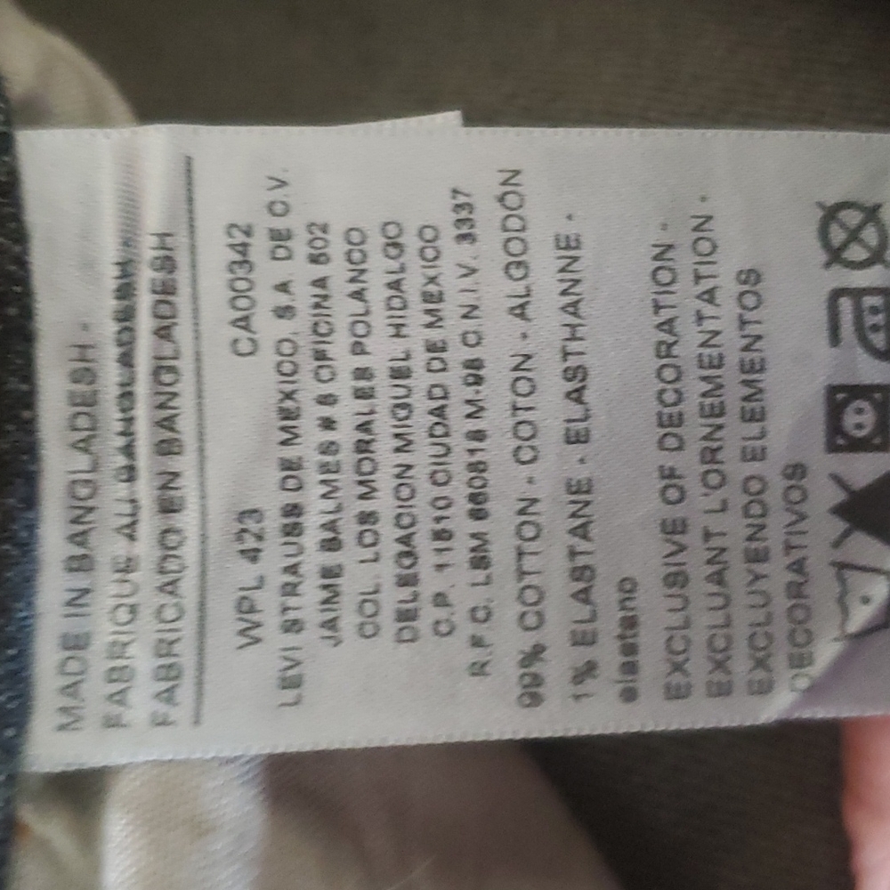 Levi's 38x30 straight leg jeans - Picture 8 of 9